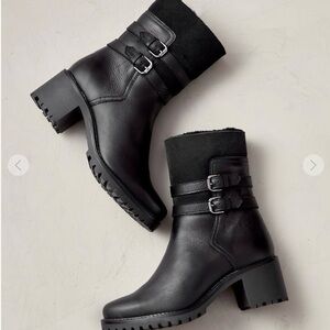 Black Leather Winter Water-Resistant Boots (practically still new)